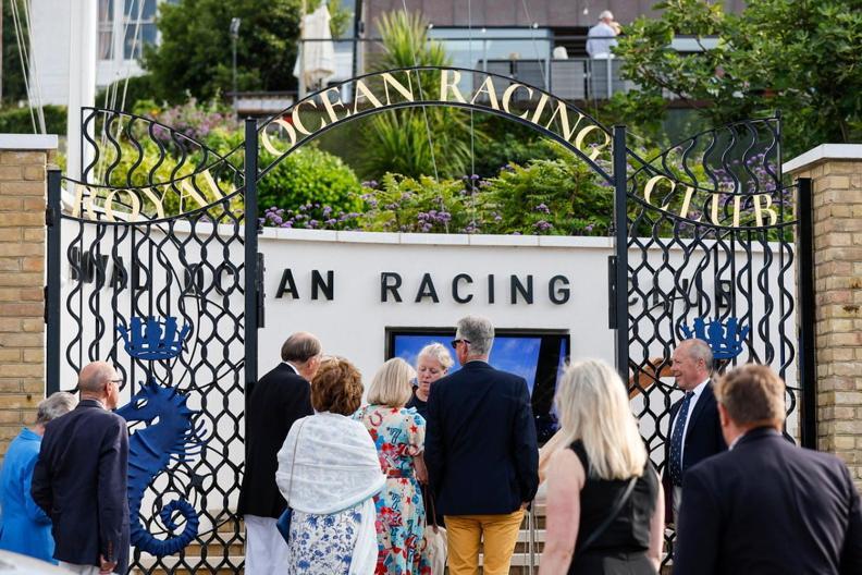 Royal Ocean Racing Club Hotel Каус Екстериор снимка